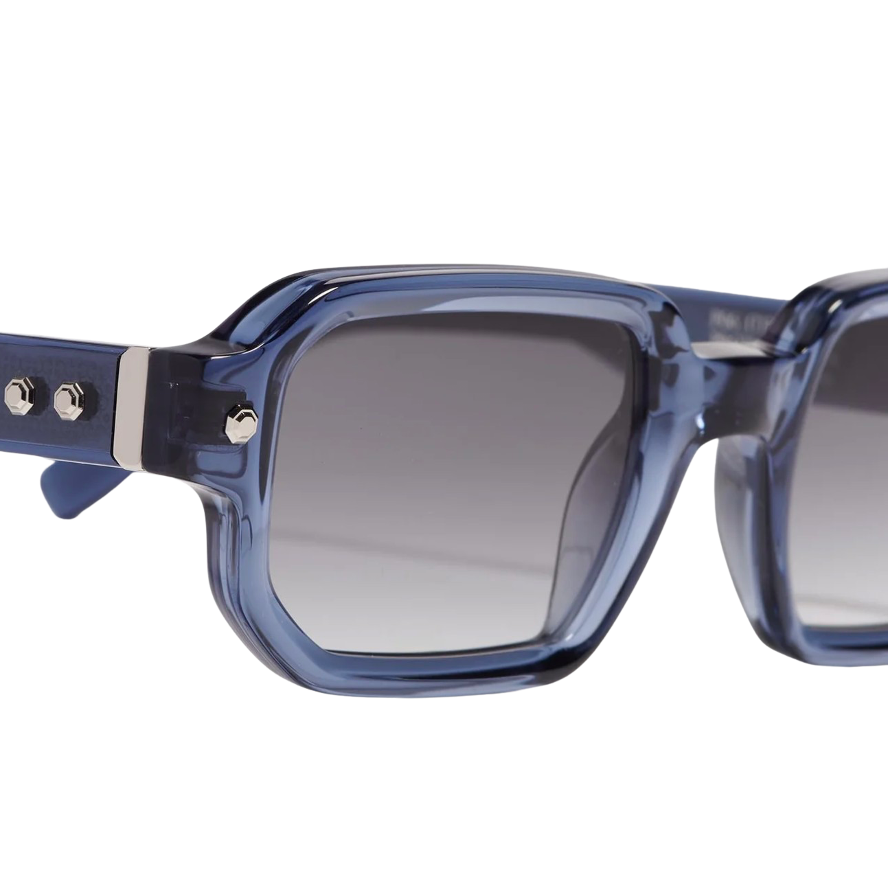 JOHN DALIA | P06 C-136