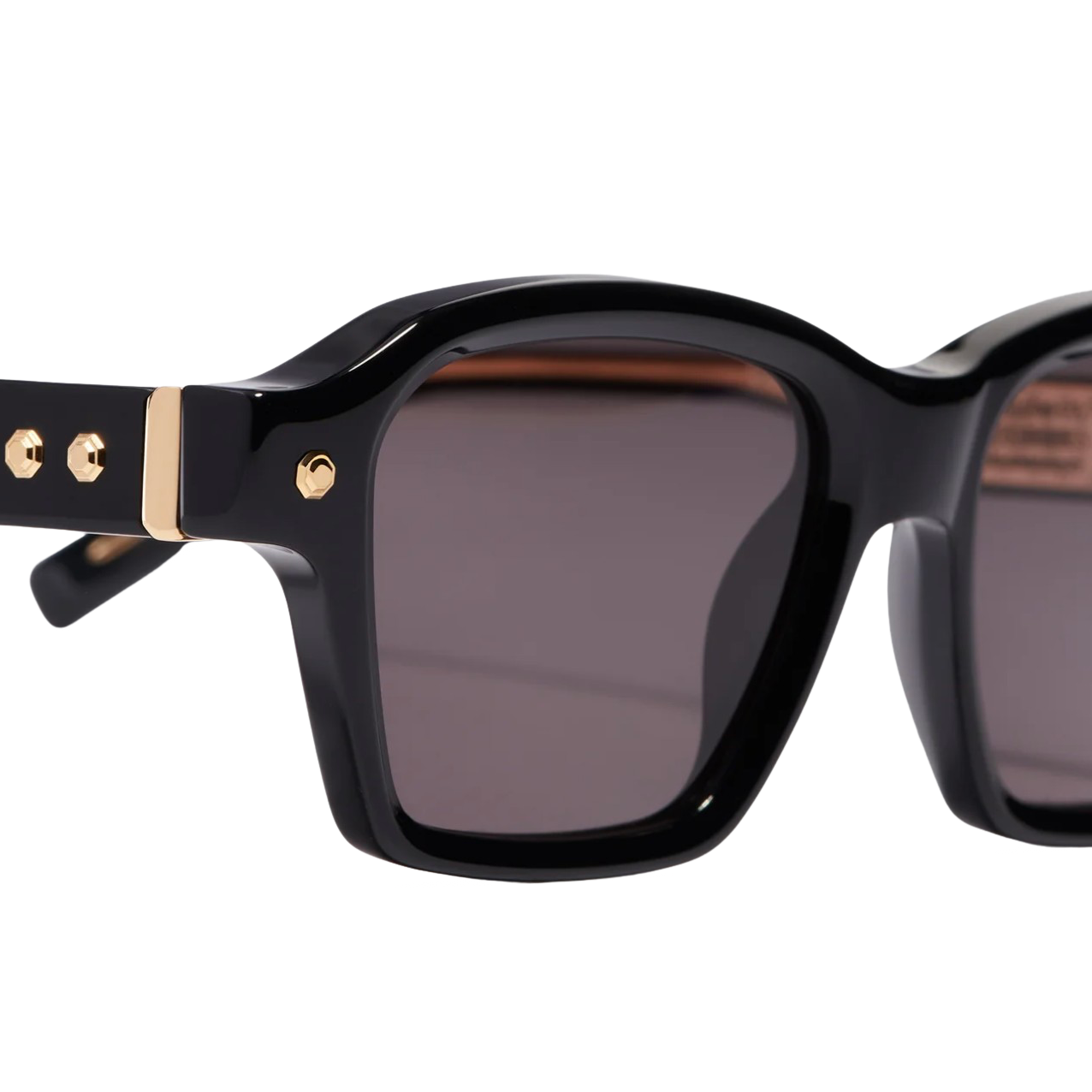 JOHN DALIA | P08 C-102