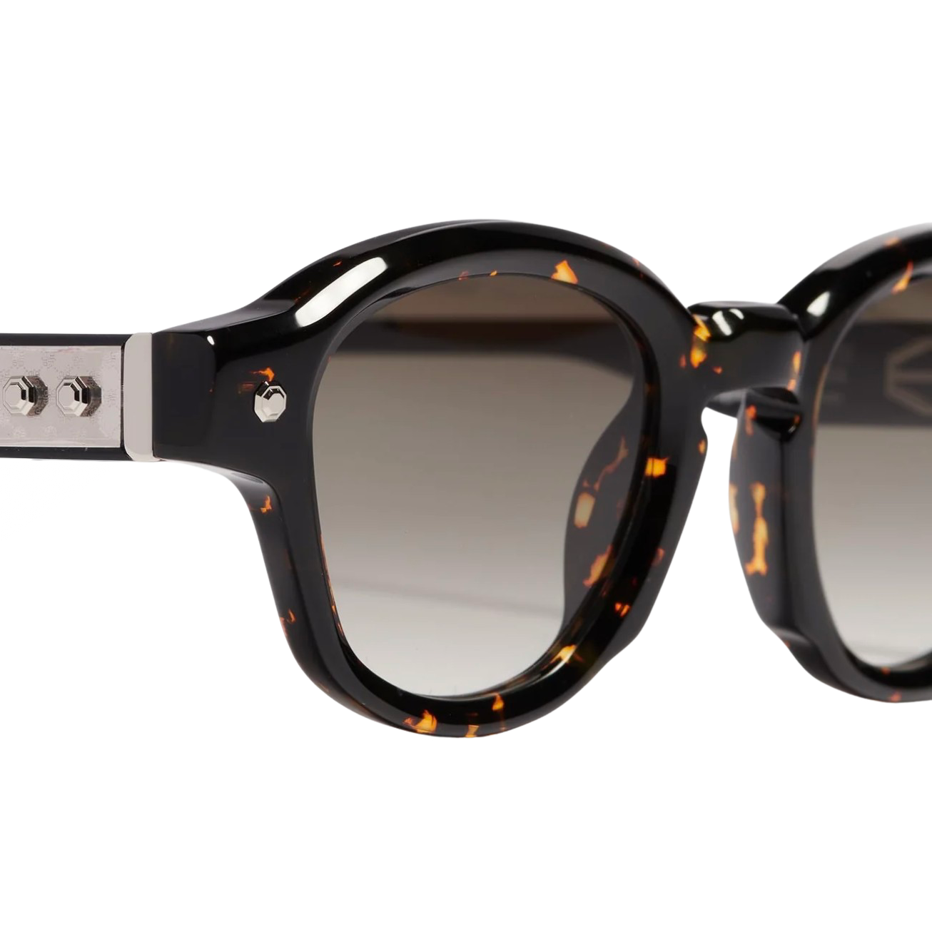 JOHN DALIA | P04 C-108