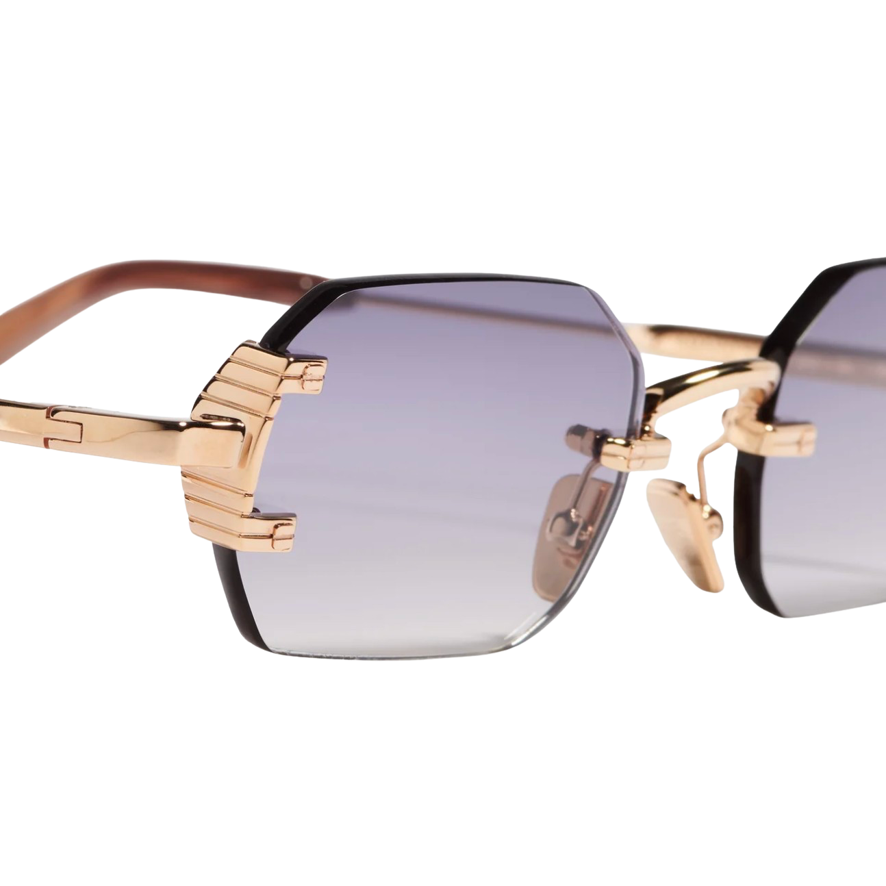 JOHN DALIA | AMARU C-511