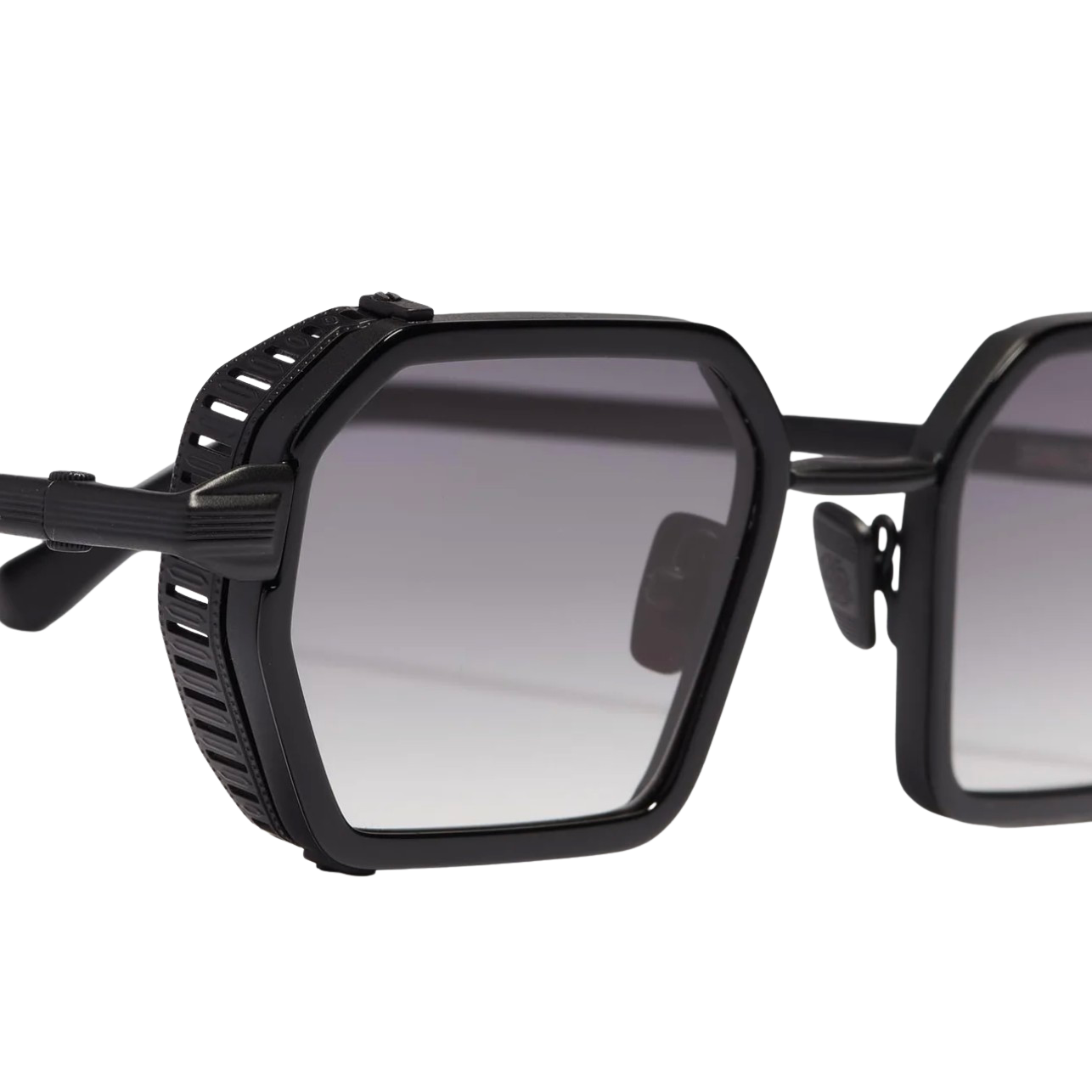 JOHN DALIA | DENNIS C-301 CARBON