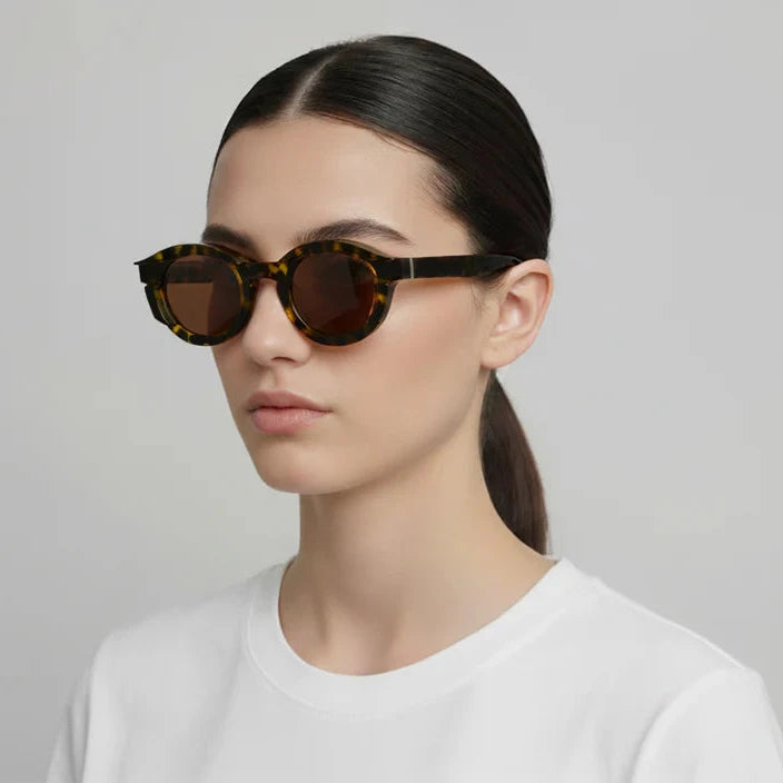 THIERRY LASRY | SLIPPERY