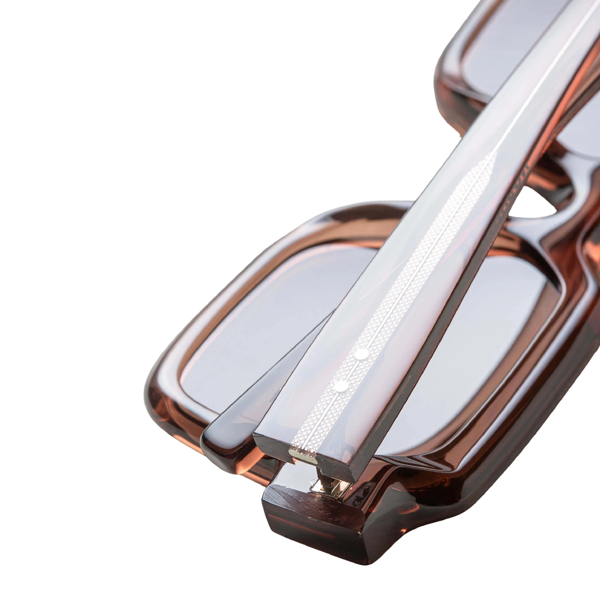 Oscar Magnuson | Travis - crystal amber